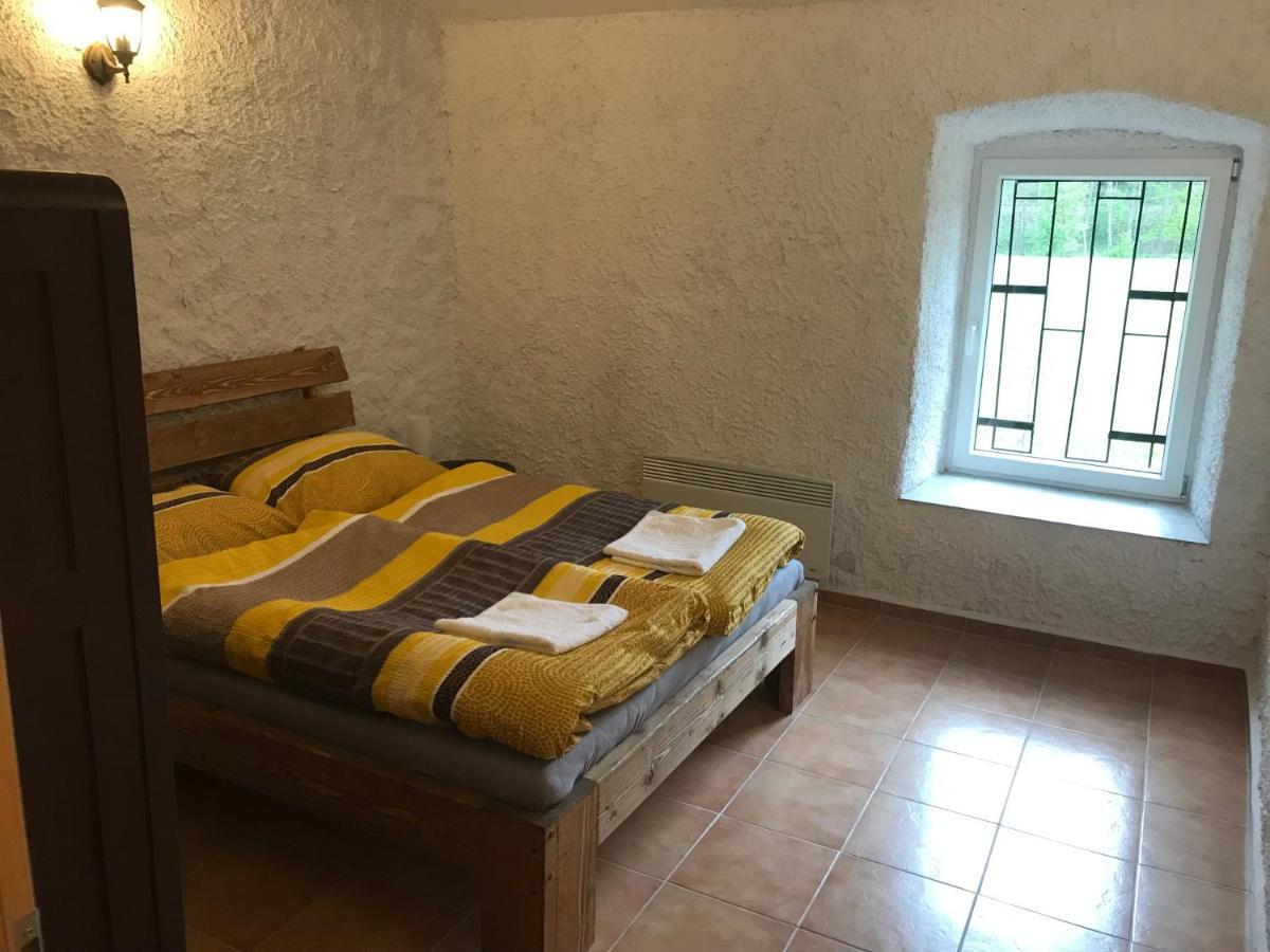 Statek U Potoka Villa Vimperk Buitenkant foto