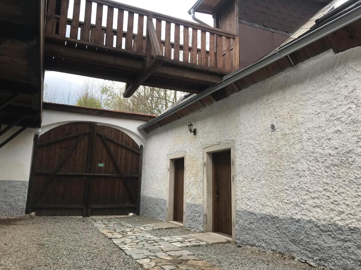 Statek U Potoka Villa Vimperk Buitenkant foto